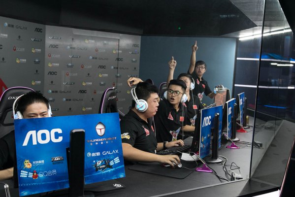 不是每晚都 不是每晚都