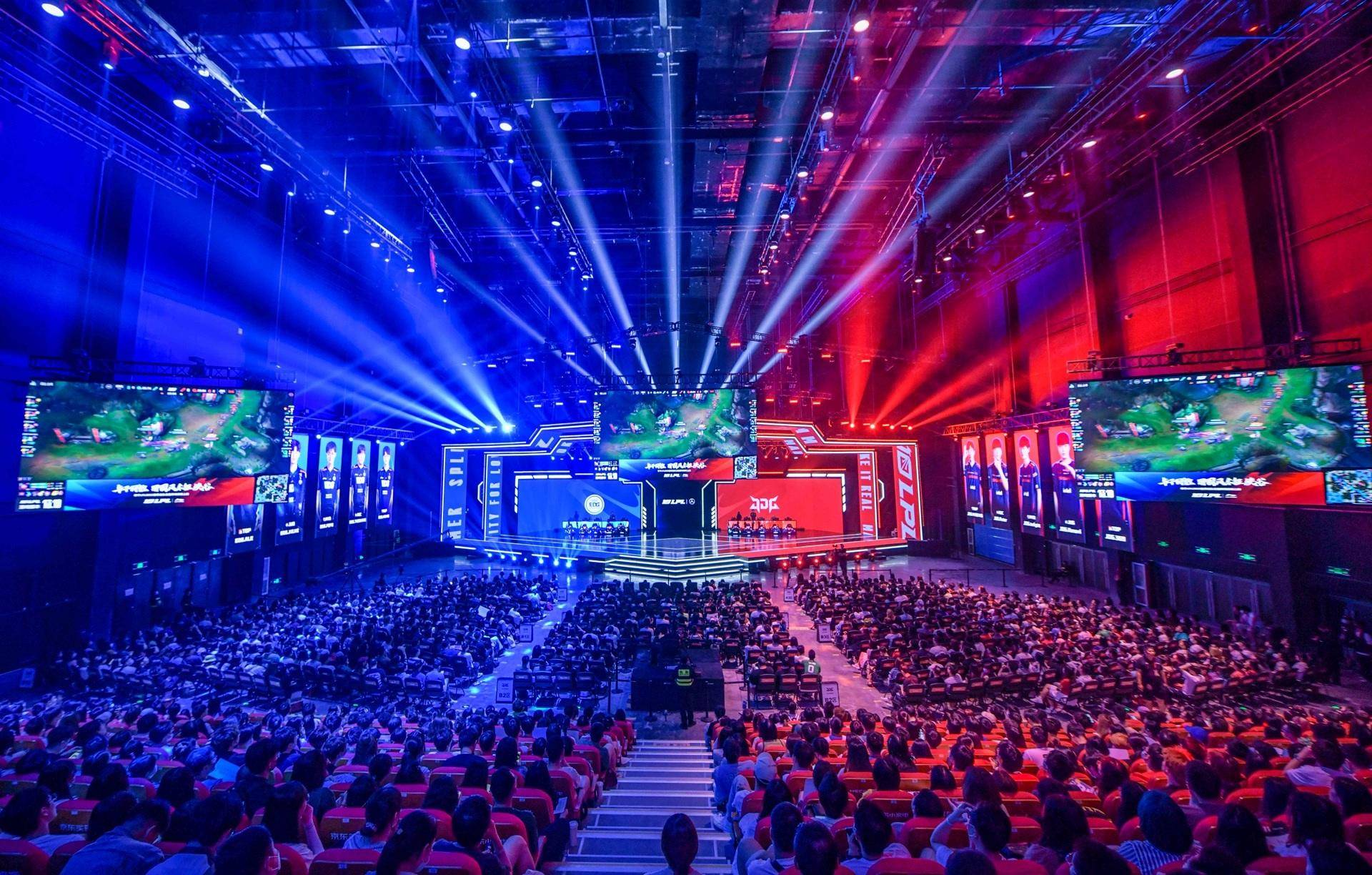 把镜头重新 把镜头重新